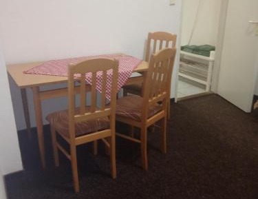 Economy Triple Room
