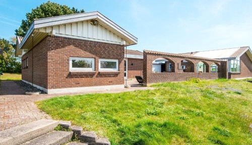 Four-Bedroom Holiday Home