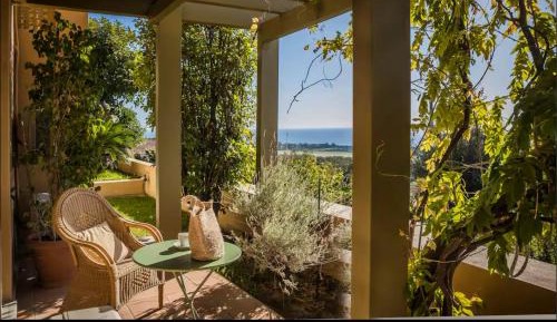 One-Bedroom Villa