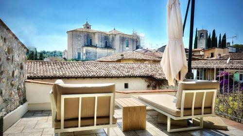 Apartment with Terrace