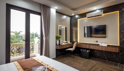 Deluxe King Room
