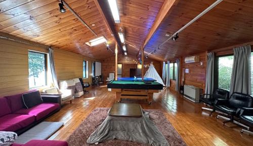 Bungalow