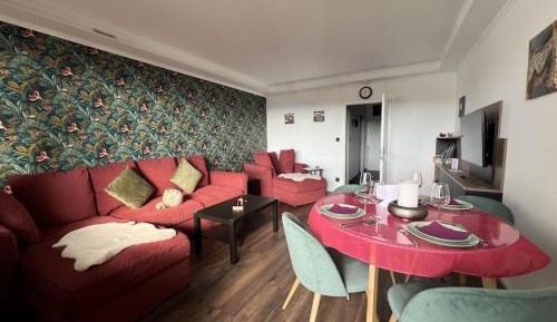 One-Bedroom Holiday Home