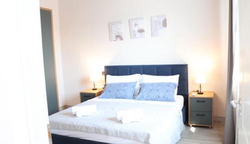 Family Two-Bedroom Apartment with View