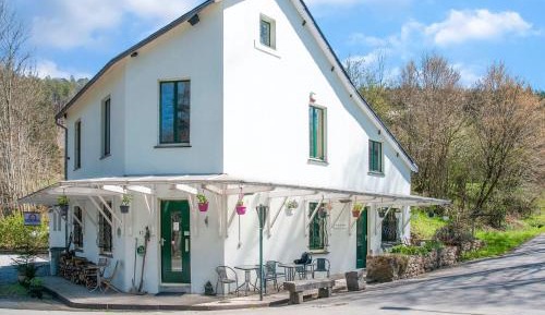 Two-Bedroom Holiday Home