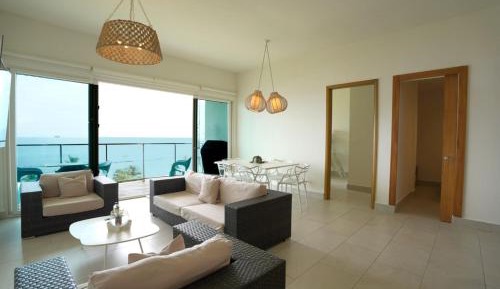 Apartment with Sea View