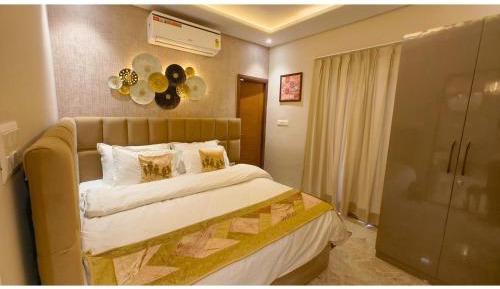 Deluxe Double Room with Bath