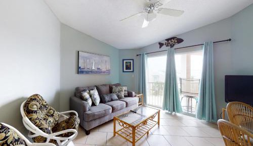 One Bedroom Apartment
