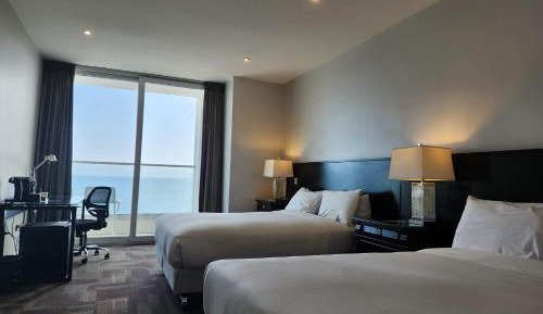 Deluxe Room, 2 Double Beds, Oceanfront View, Non-Smoking