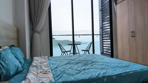 Two-Bedroom Apartment with Ocean View