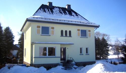 Six-Bedroom Villa 