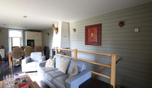 Three-Bedroom Holiday Home 