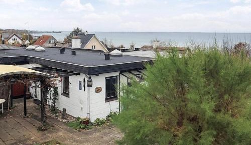 Two-Bedroom Holiday Home