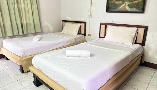 Economy Twin Room