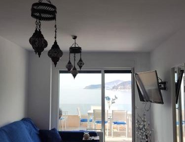 Room #1475461801