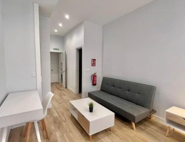 Room #1475275102