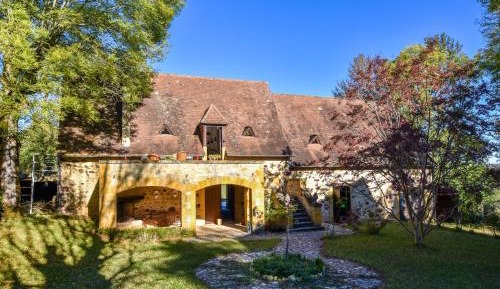 Three-Bedroom Holiday Home 