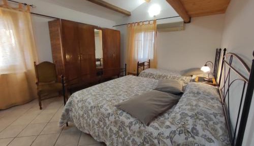 Basic Triple Room
