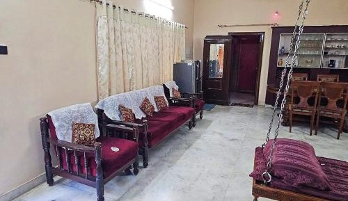 Room #1475034701