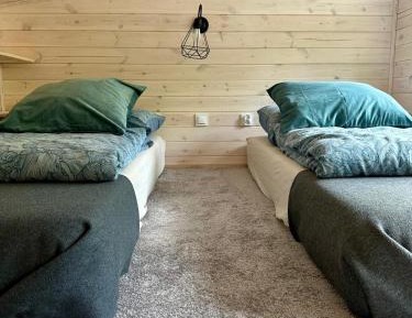 Room #516823906