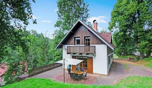 Four-Bedroom Holiday Home