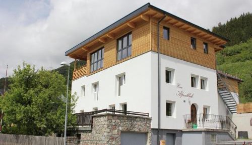 Six-Bedroom Holiday Home