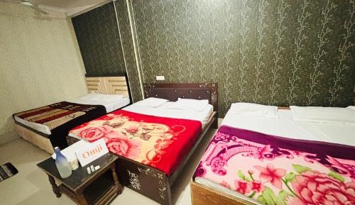 Deluxe Family Room