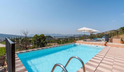 Superior Apartment with Balcony