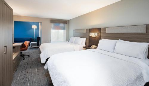 Standard Room with Two Single Beds