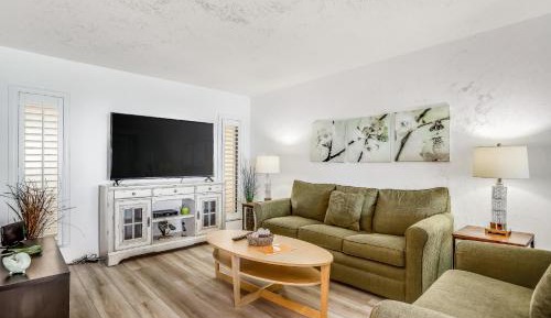 Two Bedroom Apartment 