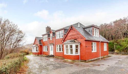Six-Bedroom House