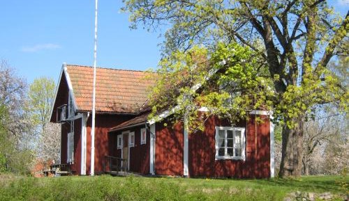 Four-Bedroom Cottage