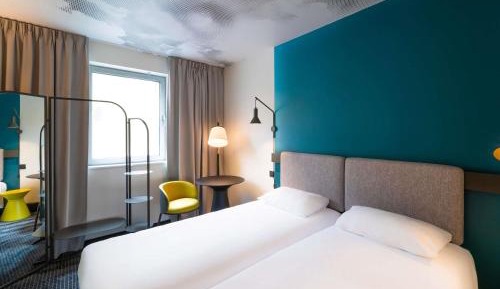 Superior Room with Two Twin Beds