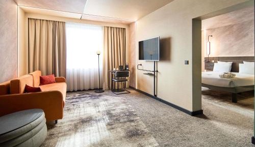 Executive Suite with Double Bed and Sofa Bed