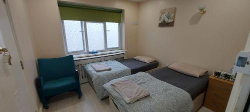 Double or Twin Room with Bathroom