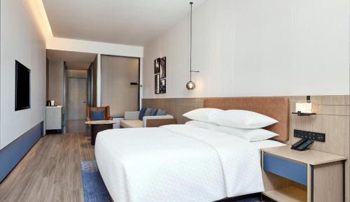 Premium King Room with River View