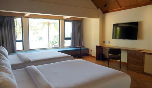 COURTYARD SUITE