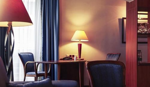 Presidential Suite with One Large Bed