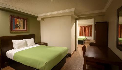 One-Bedroom Suite