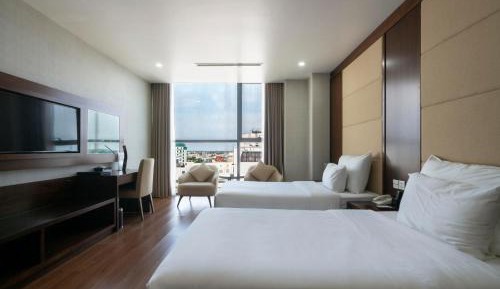 Twin Room with View
