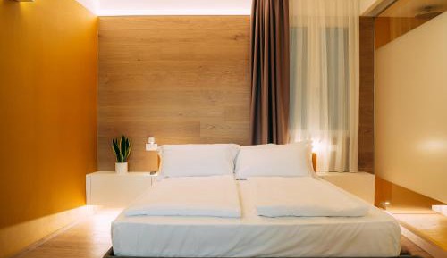 Double Room with Lake View