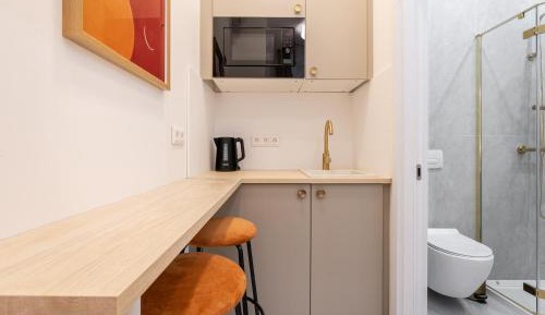 Studio Apartment