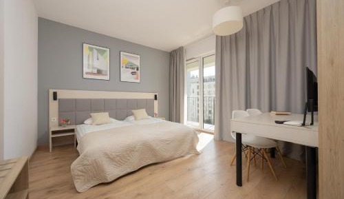 Studio Apartment with One Double Bed