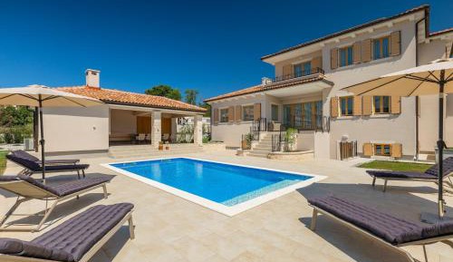 Villa with Private Pool