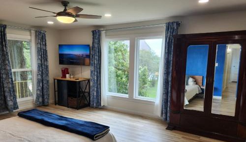 Three-Bedroom Holiday Home 