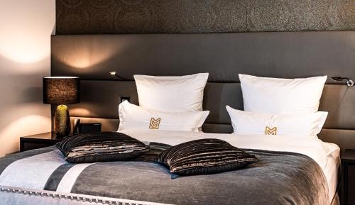 Suite with River View