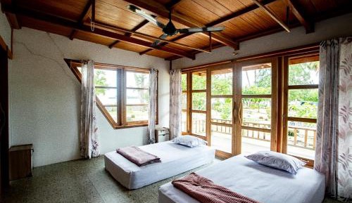 Bungalow with Sea View