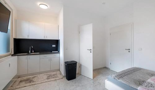 Superior One-Bedroom Apartment