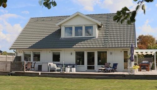 Five-Bedroom Holiday Home