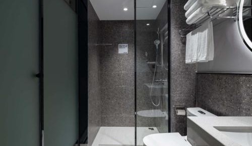Twin Room with Bathroom